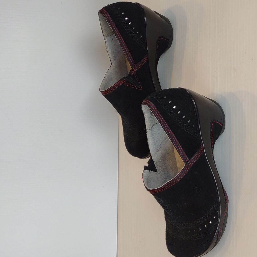 J-41 Black and Red Mules - Picture 4 of 16